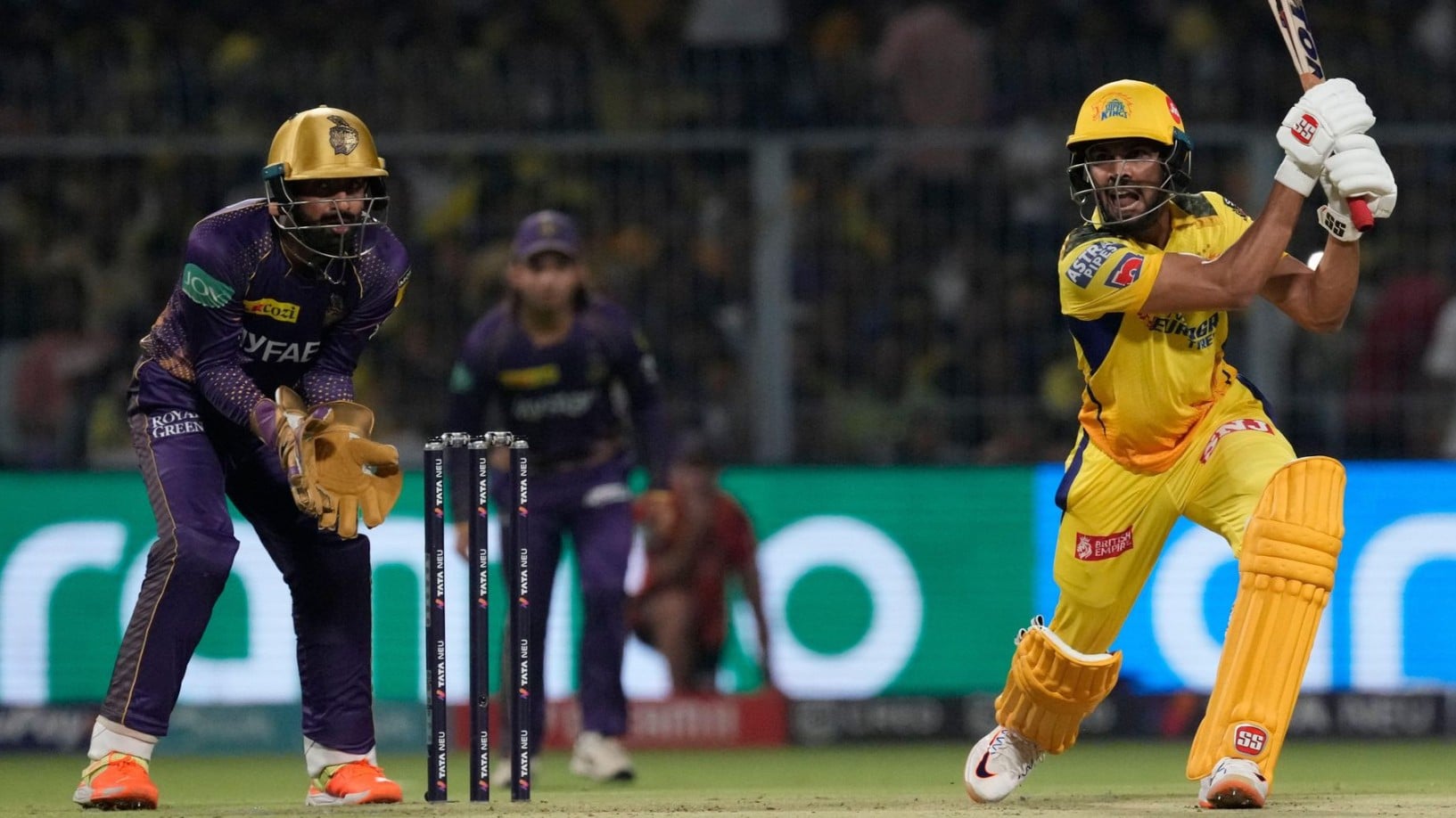 How to Bet on IPL Matches With Live Cricket Scores and Win Strategy