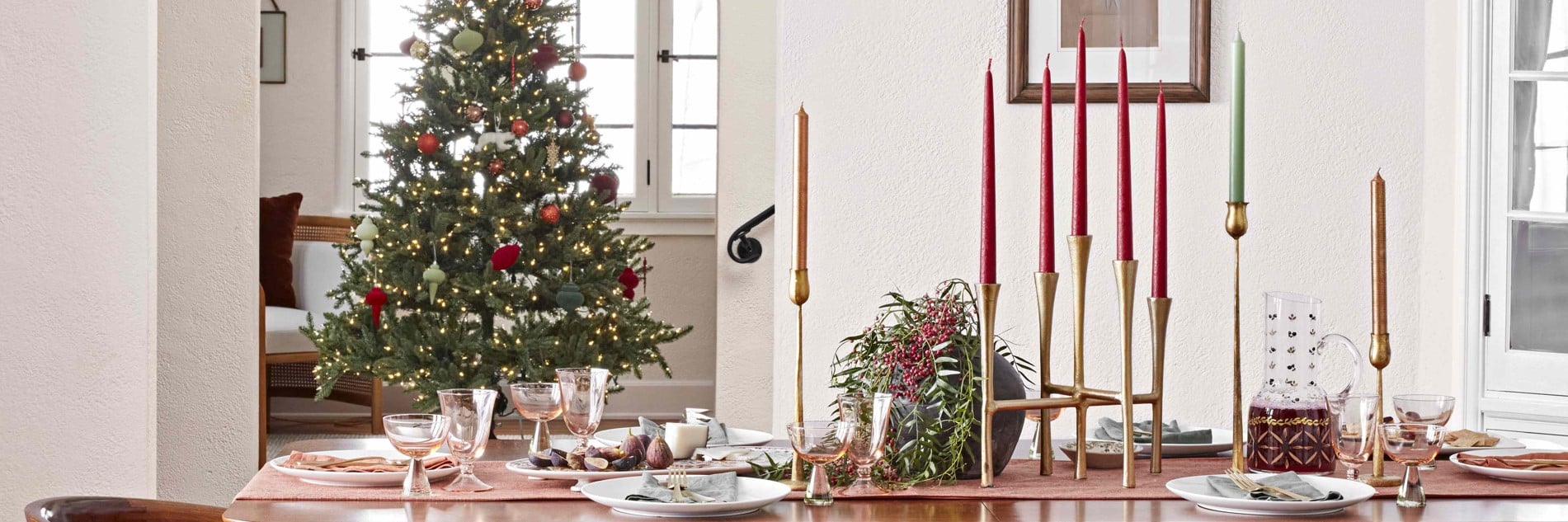 Stress-Free Seasonal Style: Simple Decorating Hacks for the Holidays Stress-Free Seasonal Style: Simple Decorating Hacks for the Holidays