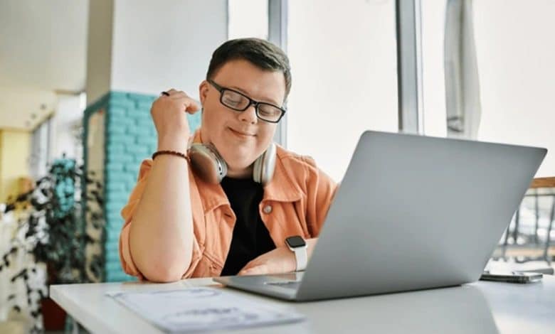 The Architecture of Meaning: How Digital Platforms Shape User Interpretation Through Organized Structure