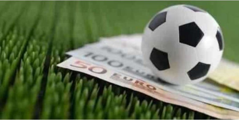 Top Tips for Betting on Football Over/Under Totals