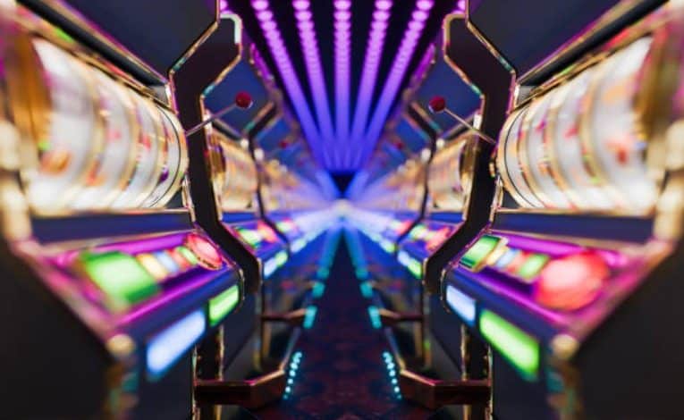 What Shapes The Way Slot Games Feel To Players