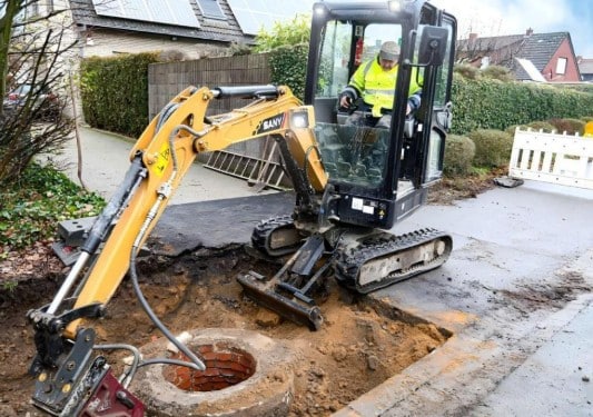 Why Are Excavators the Backbone of Modern Construction Sites What Makes Excavators Essential in Modern Construction?